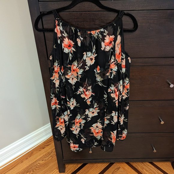 Floral Cold Shoulder Top from WHBM - Picture 2 of 2